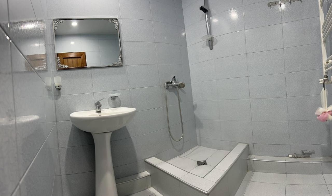 Apartment In Ереван Экстерьер фото