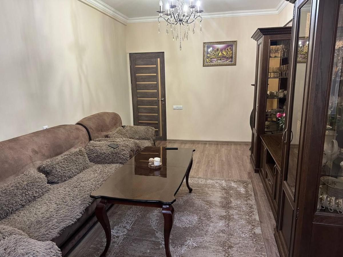 Apartment In Ереван Экстерьер фото